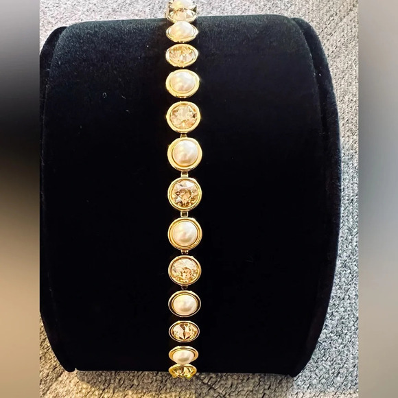 NWOB Touchstone Crystal by Swarovski Golden Treasured Ice Bracelet - Picture 3 of 5